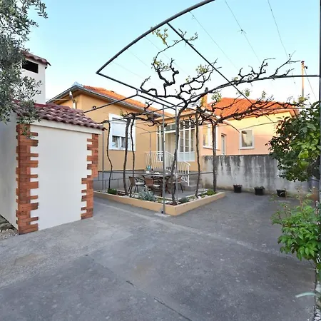 Apartment Greenvine Zadar